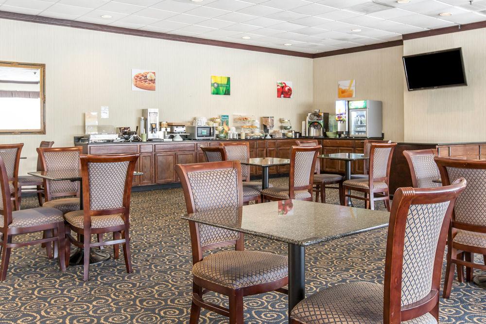 Days Inn By Wyndham Havelock Extérieur photo