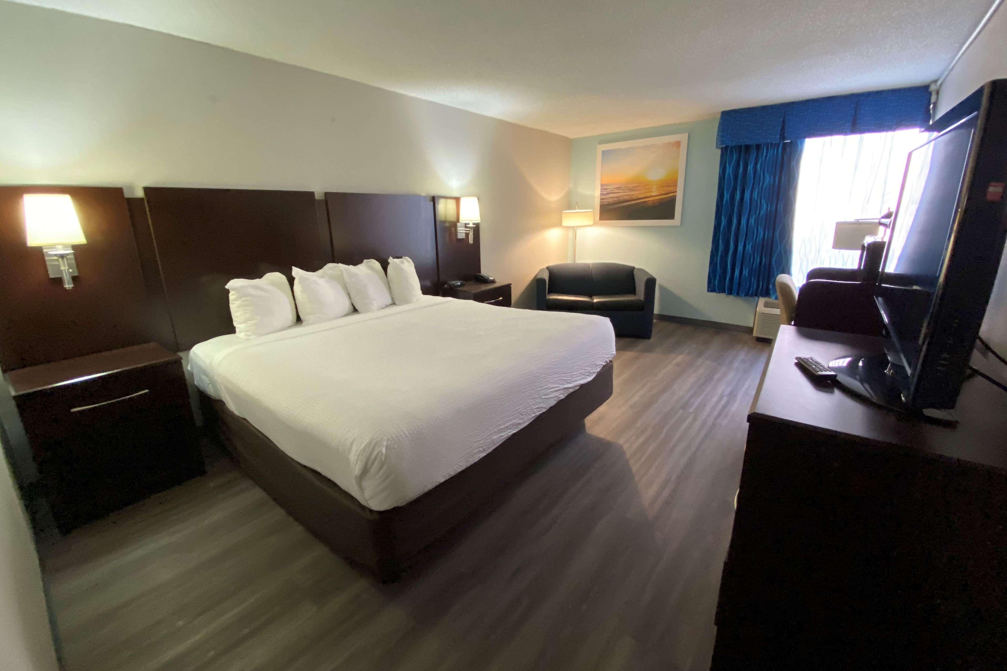 Days Inn By Wyndham Havelock Extérieur photo
