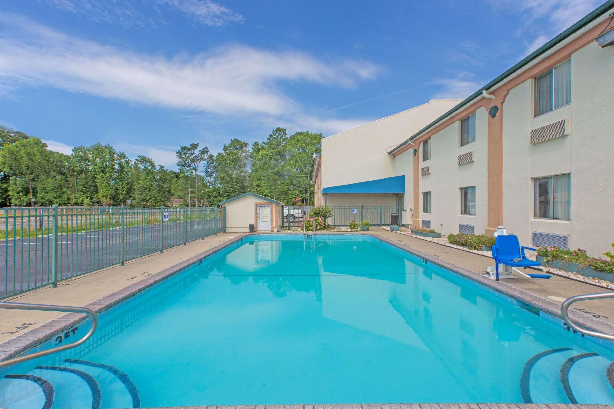 Days Inn By Wyndham Havelock Extérieur photo